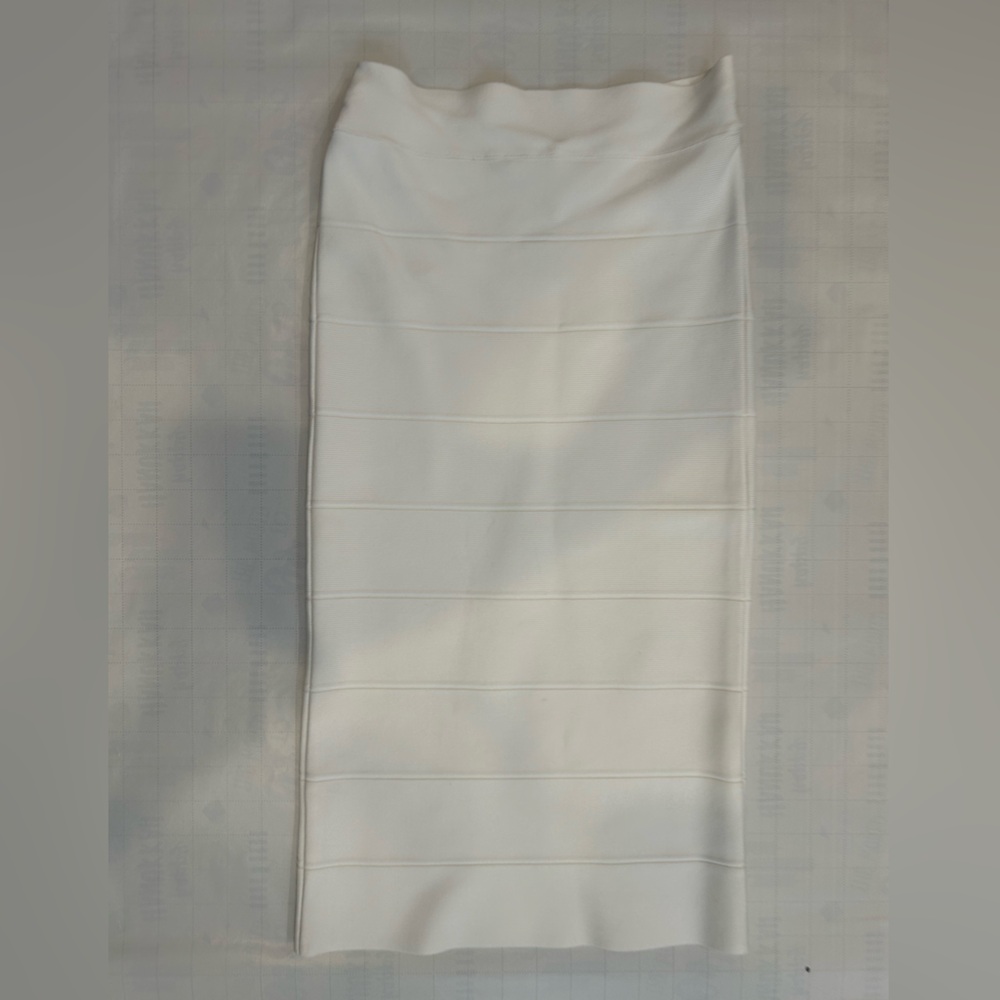 BCBGMAXAZARIA WHITE BANDEAU SKIRT